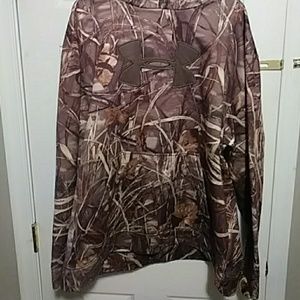 Under armour camo hoodie